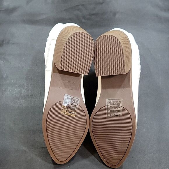 BRAND NEW QUPID LOW BLOCK HEEL POINTED TOE BOOT - Picture 14 of 16